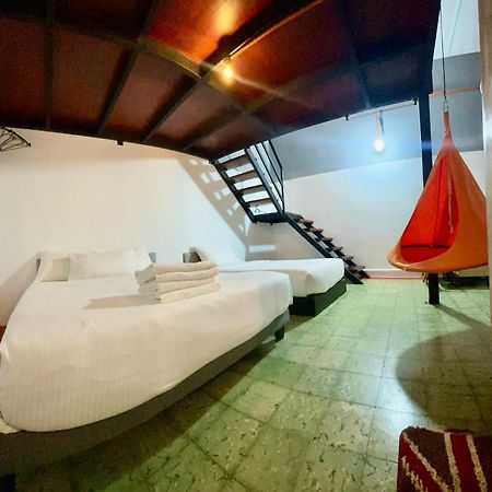 Ardour Lodge "A" Wing Tanjung Bungah  Esterno foto