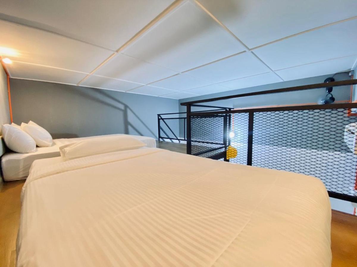 Ardour Lodge "A" Wing Tanjung Bungah  Esterno foto