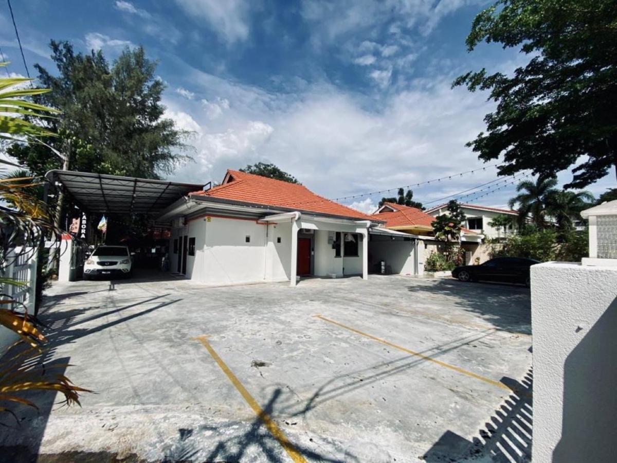 Ardour Lodge "A" Wing Tanjung Bungah  Esterno foto