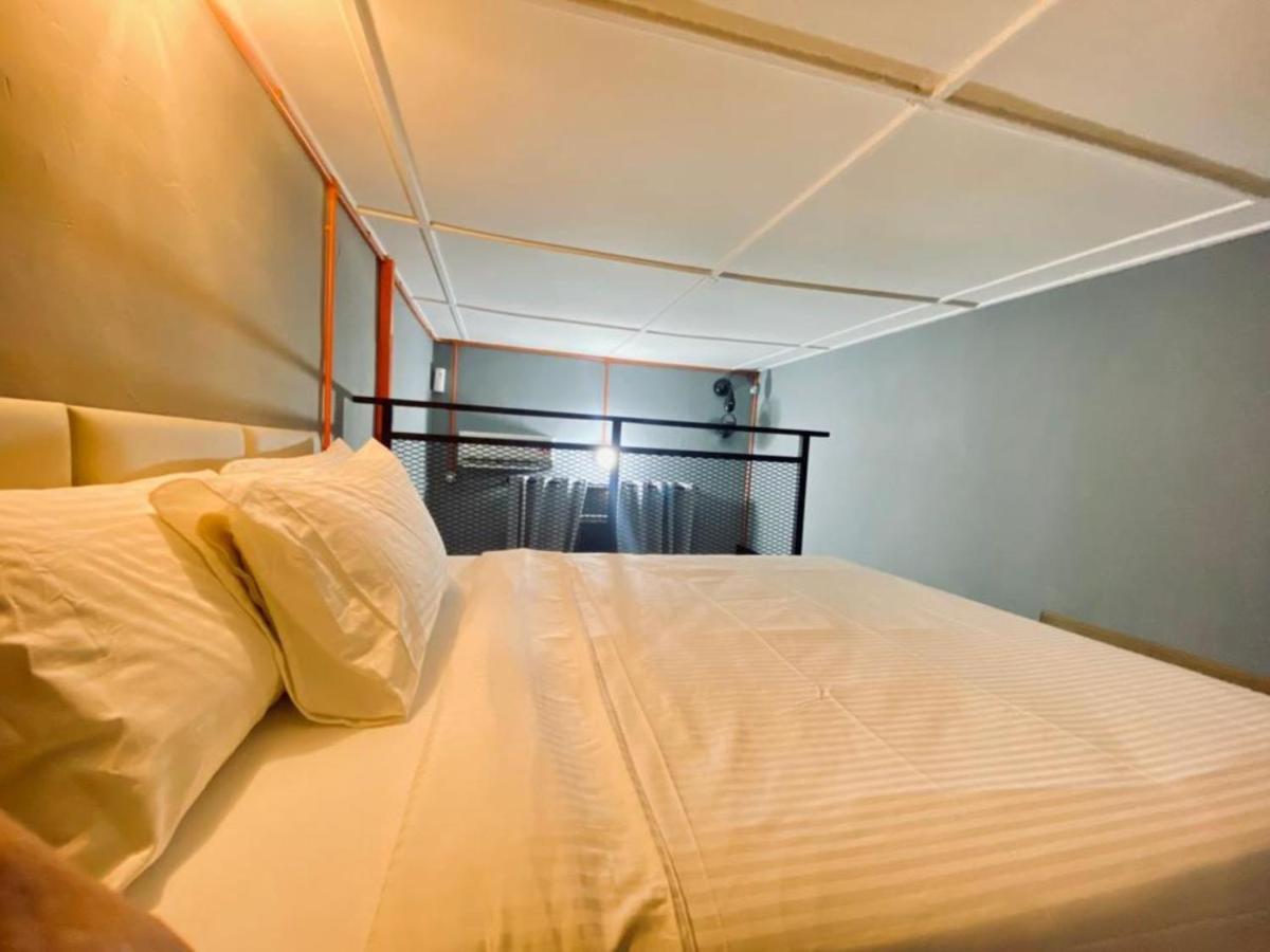 Ardour Lodge "A" Wing Tanjung Bungah  Esterno foto