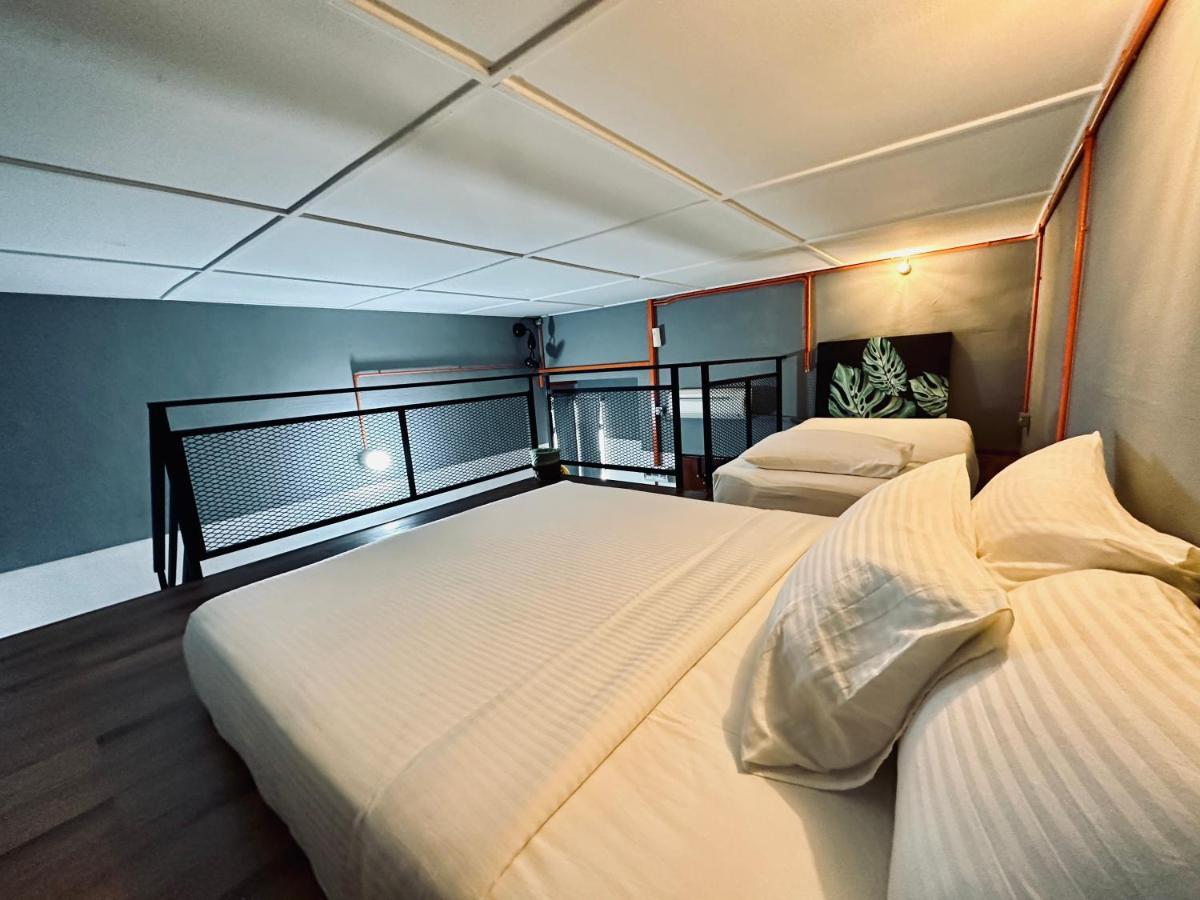 Ardour Lodge "A" Wing Tanjung Bungah  Esterno foto