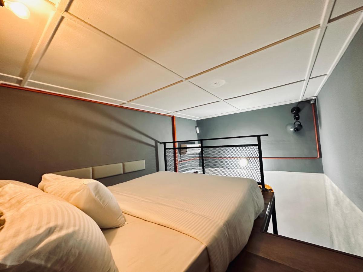 Ardour Lodge "A" Wing Tanjung Bungah  Esterno foto