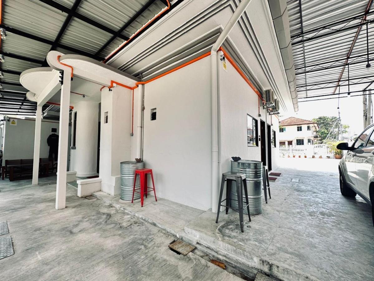 Ardour Lodge "A" Wing Tanjung Bungah  Esterno foto