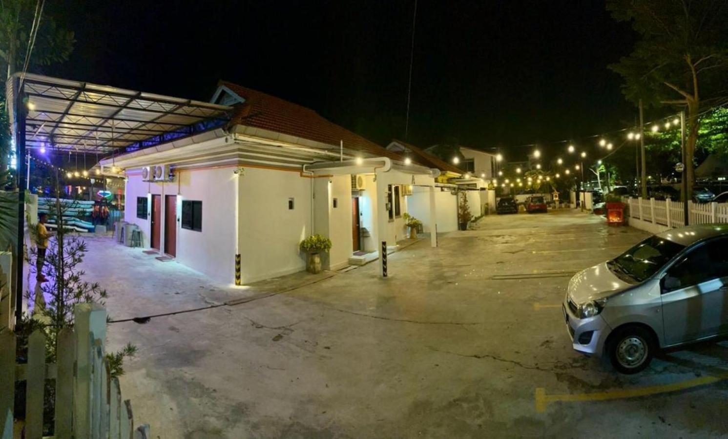 Ardour Lodge "A" Wing Tanjung Bungah  Esterno foto
