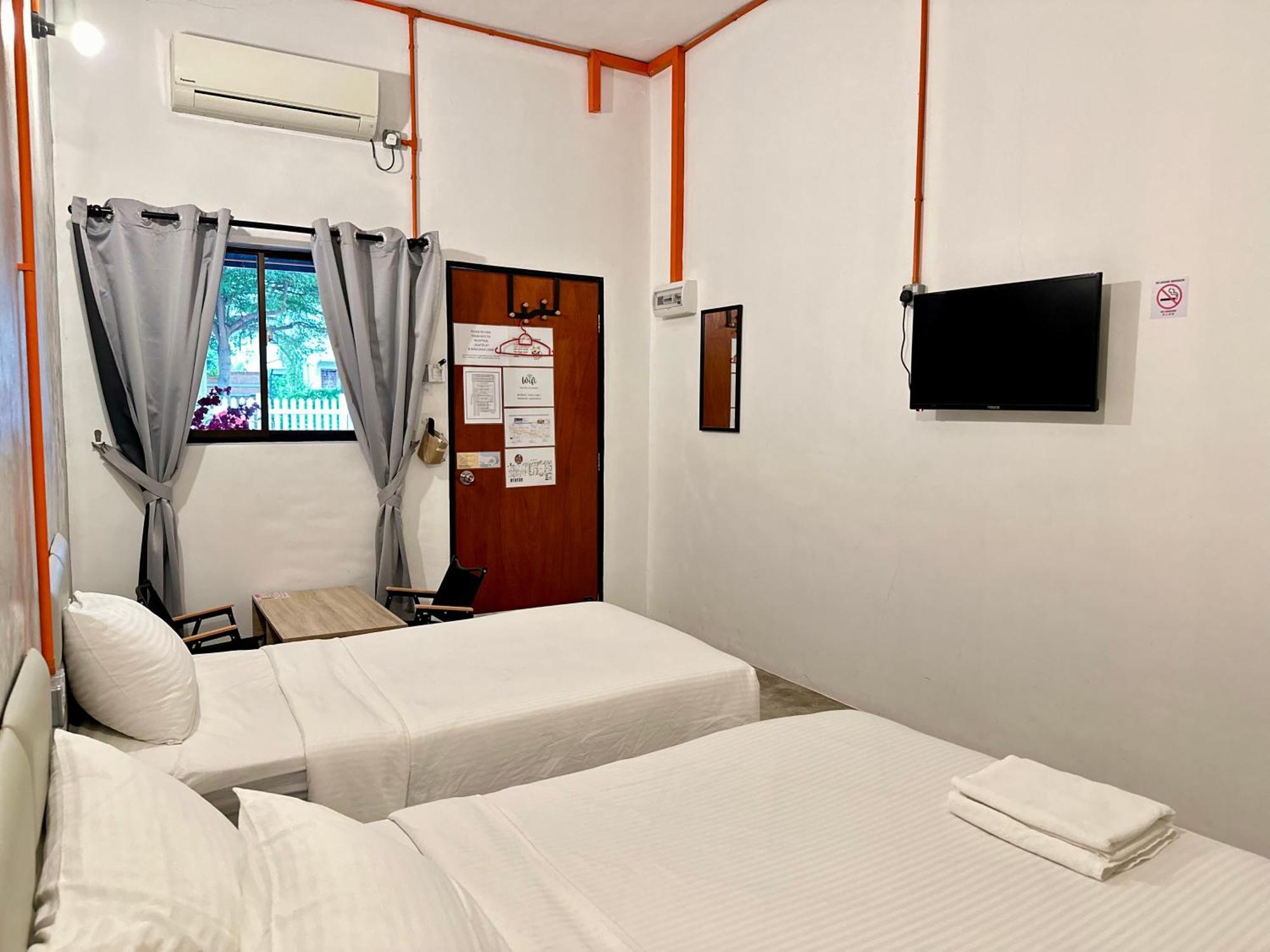 Ardour Lodge "A" Wing Tanjung Bungah  Esterno foto