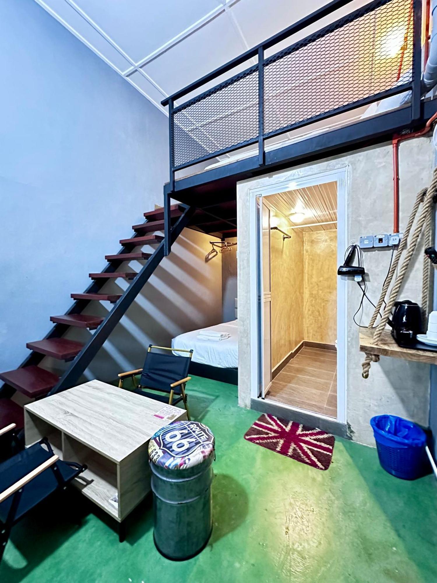Ardour Lodge "A" Wing Tanjung Bungah  Esterno foto