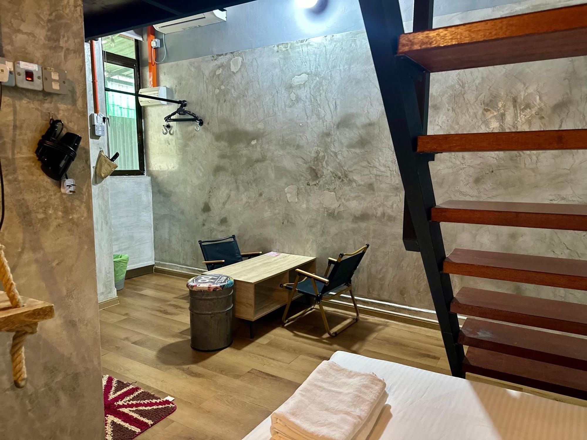 Ardour Lodge "A" Wing Tanjung Bungah  Esterno foto
