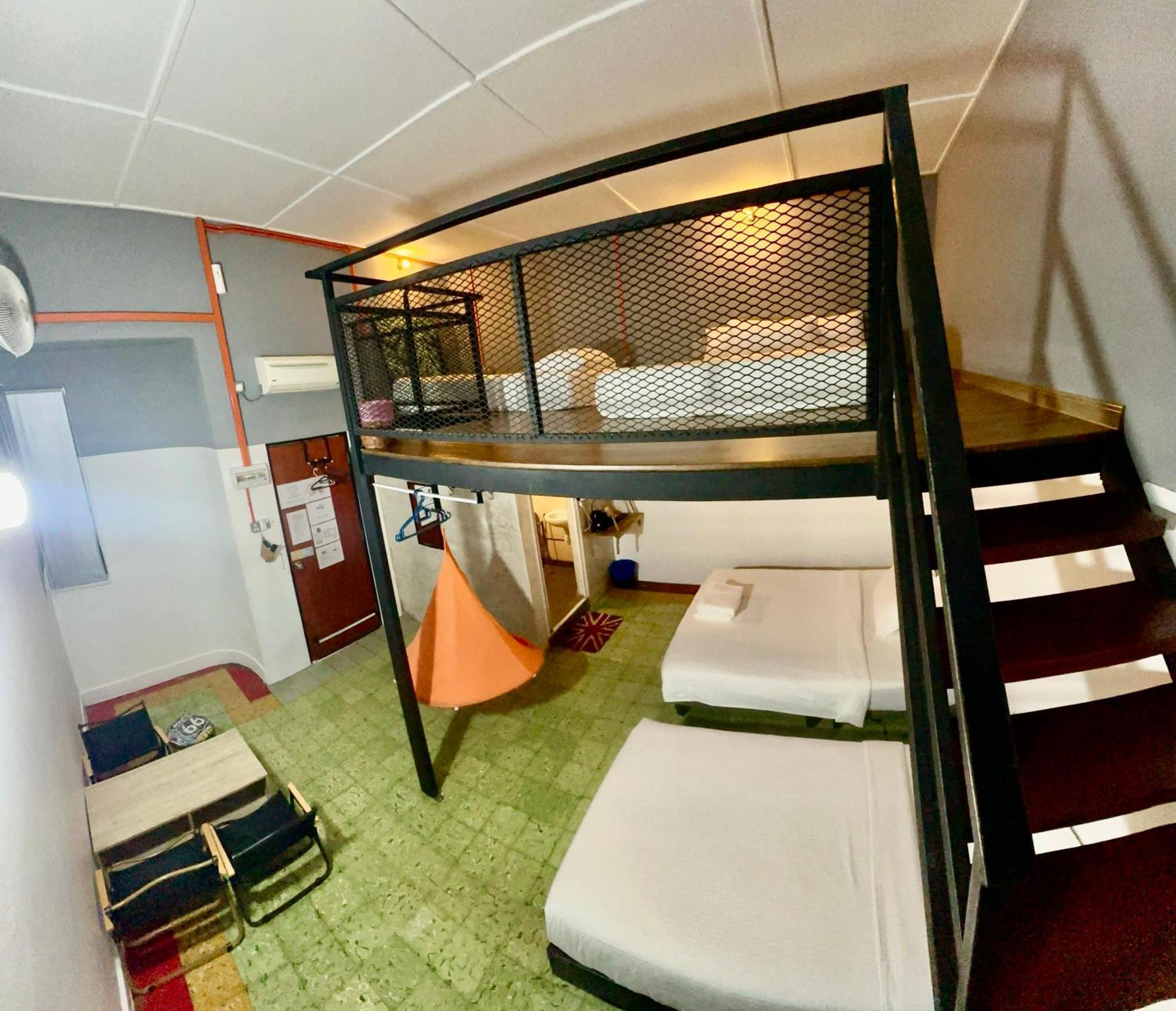 Ardour Lodge "A" Wing Tanjung Bungah  Esterno foto