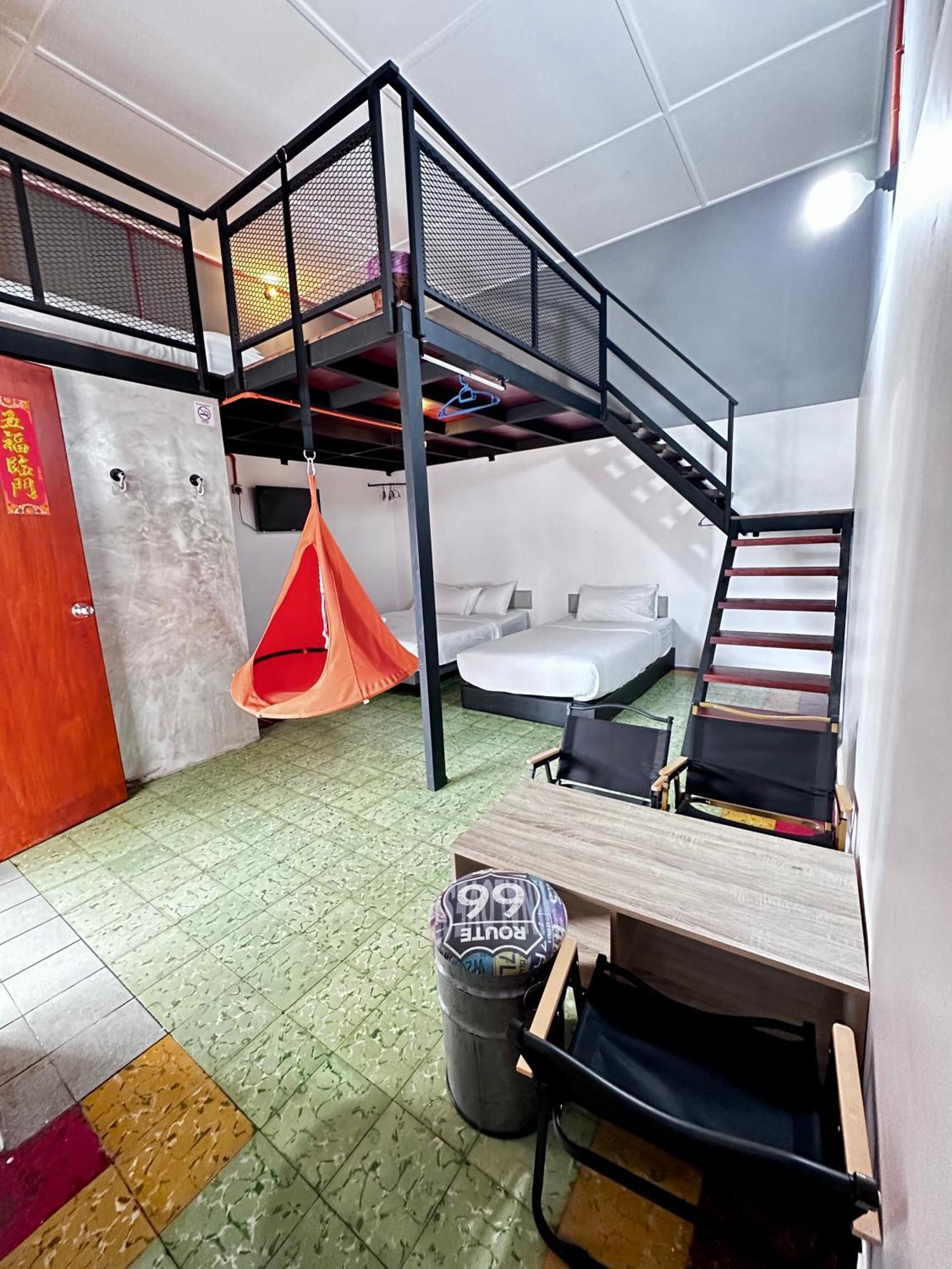 Ardour Lodge "A" Wing Tanjung Bungah  Esterno foto
