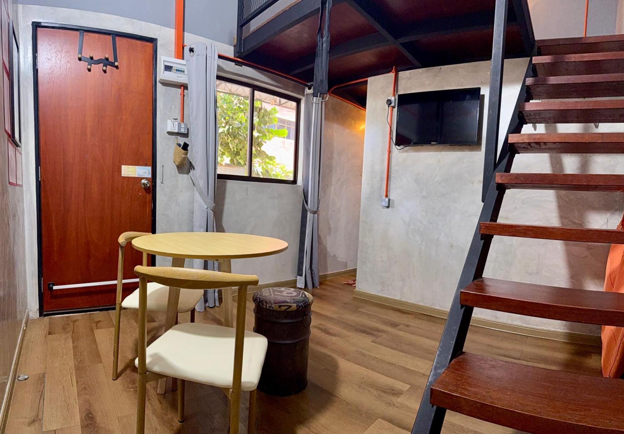 Ardour Lodge "A" Wing Tanjung Bungah  Esterno foto